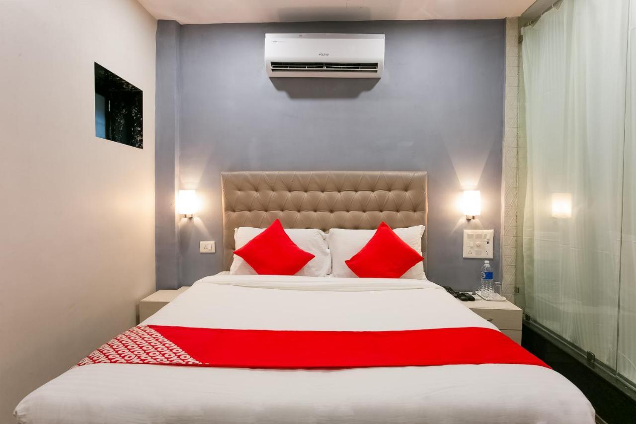 Oyo 62882 Villa Palace Βομβάη Εξωτερικό φωτογραφία