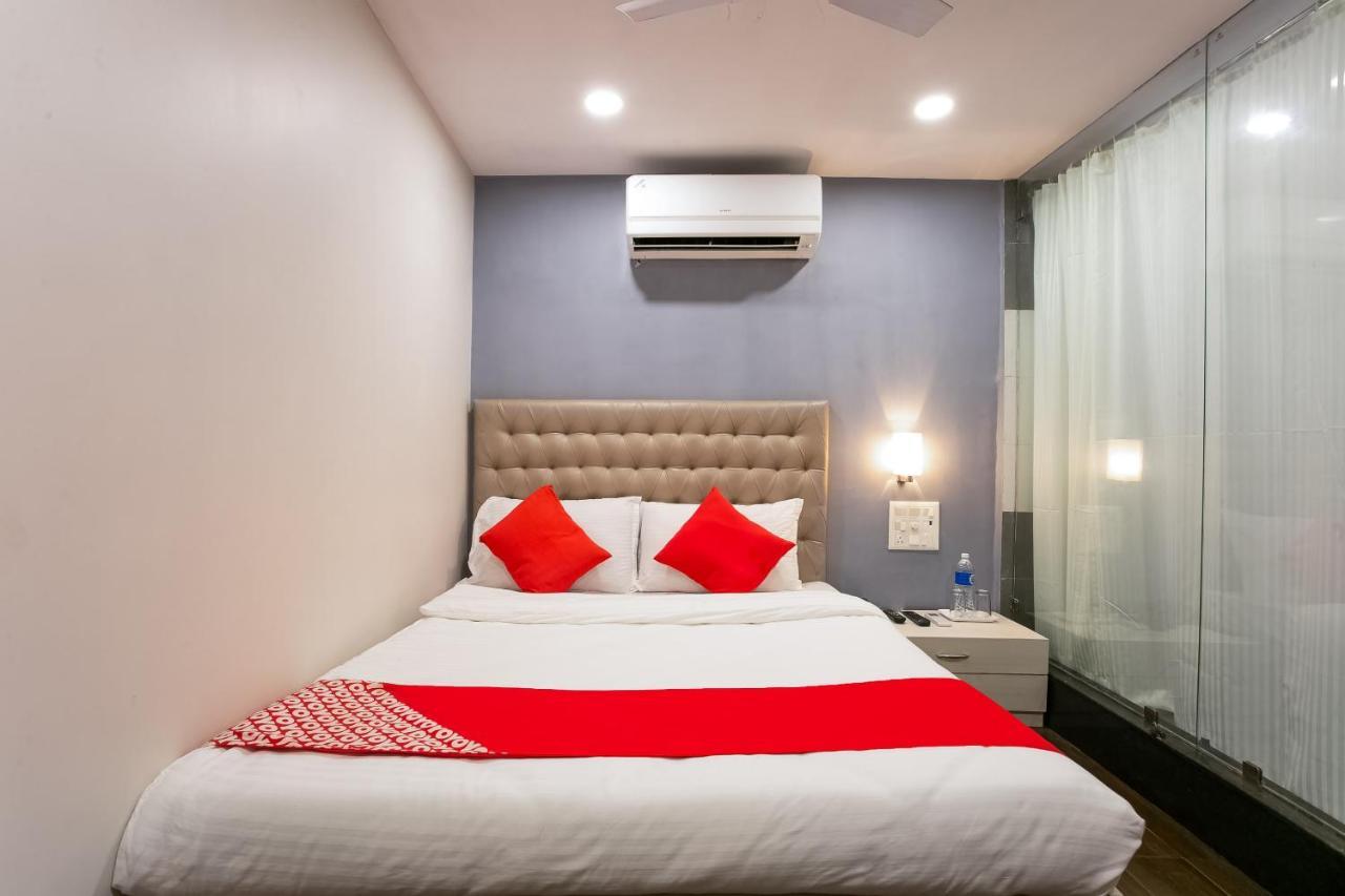 Oyo 62882 Villa Palace Βομβάη Εξωτερικό φωτογραφία